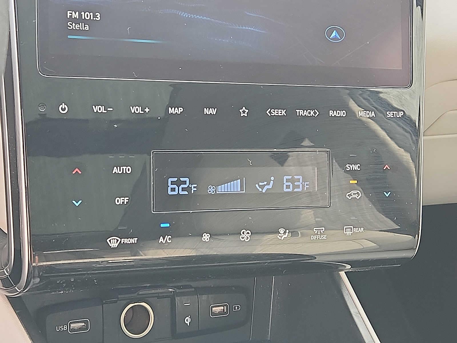2022 Hyundai Tucson Limited - Photo 16