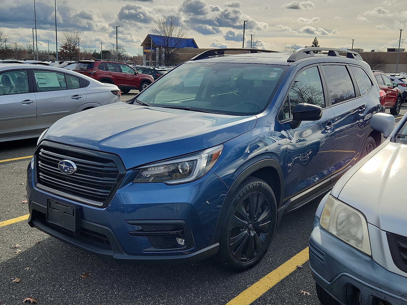 2022 Subaru Ascent Onyx Edition photo 2