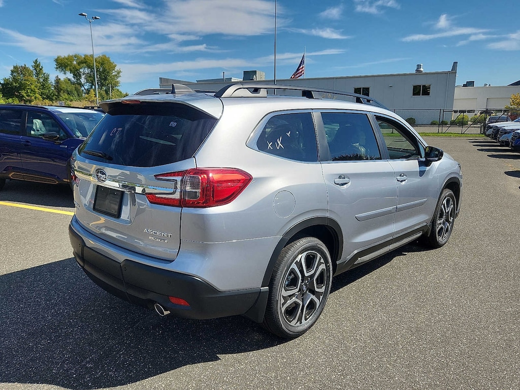 New 2025 Subaru Ascent Limited 7-Passenger SUV