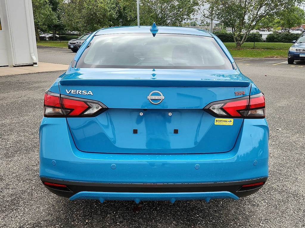 Used 2025 Nissan Versa SR CVT