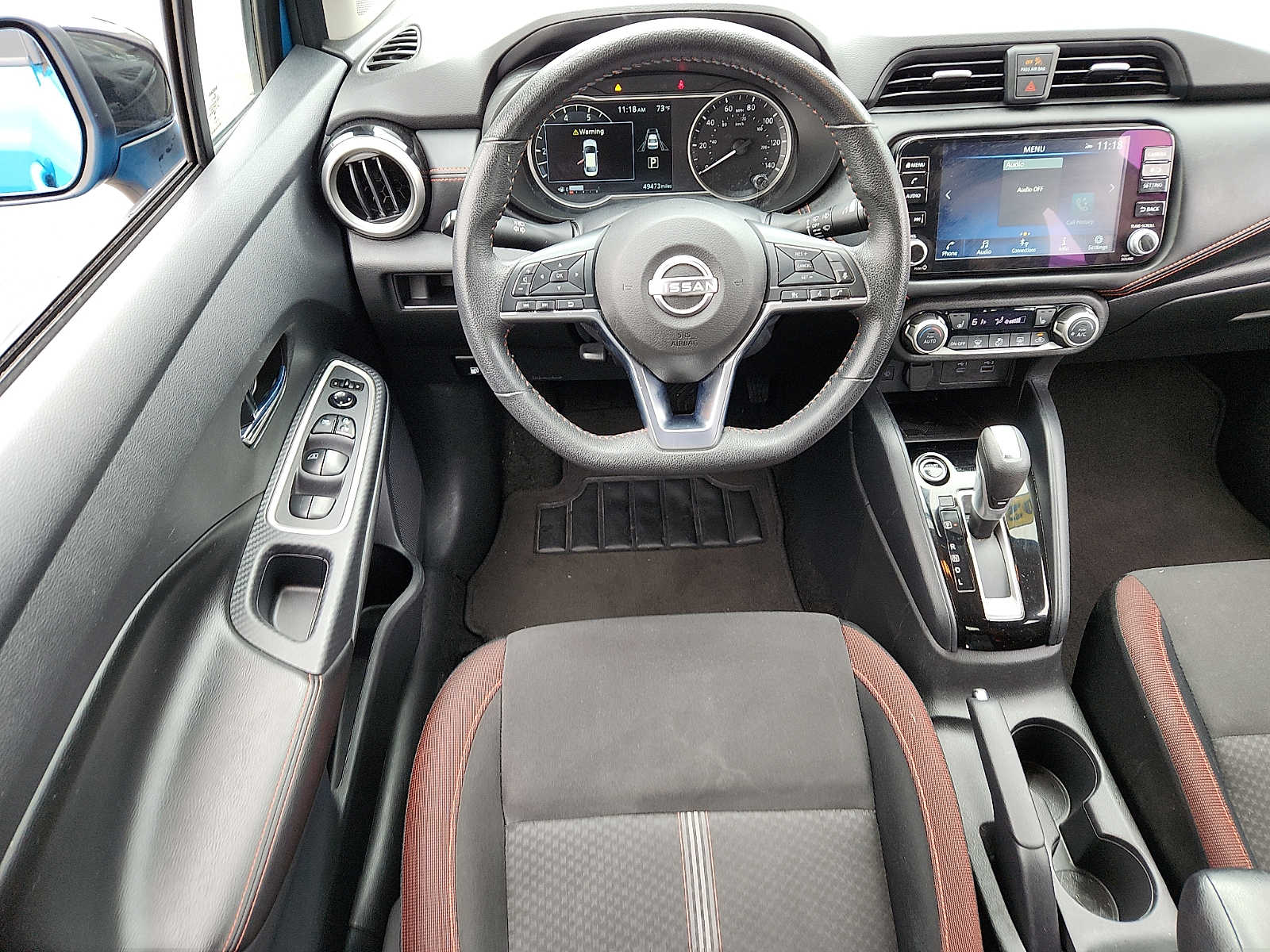 2025 Nissan Versa Sedan SR - Photo 11