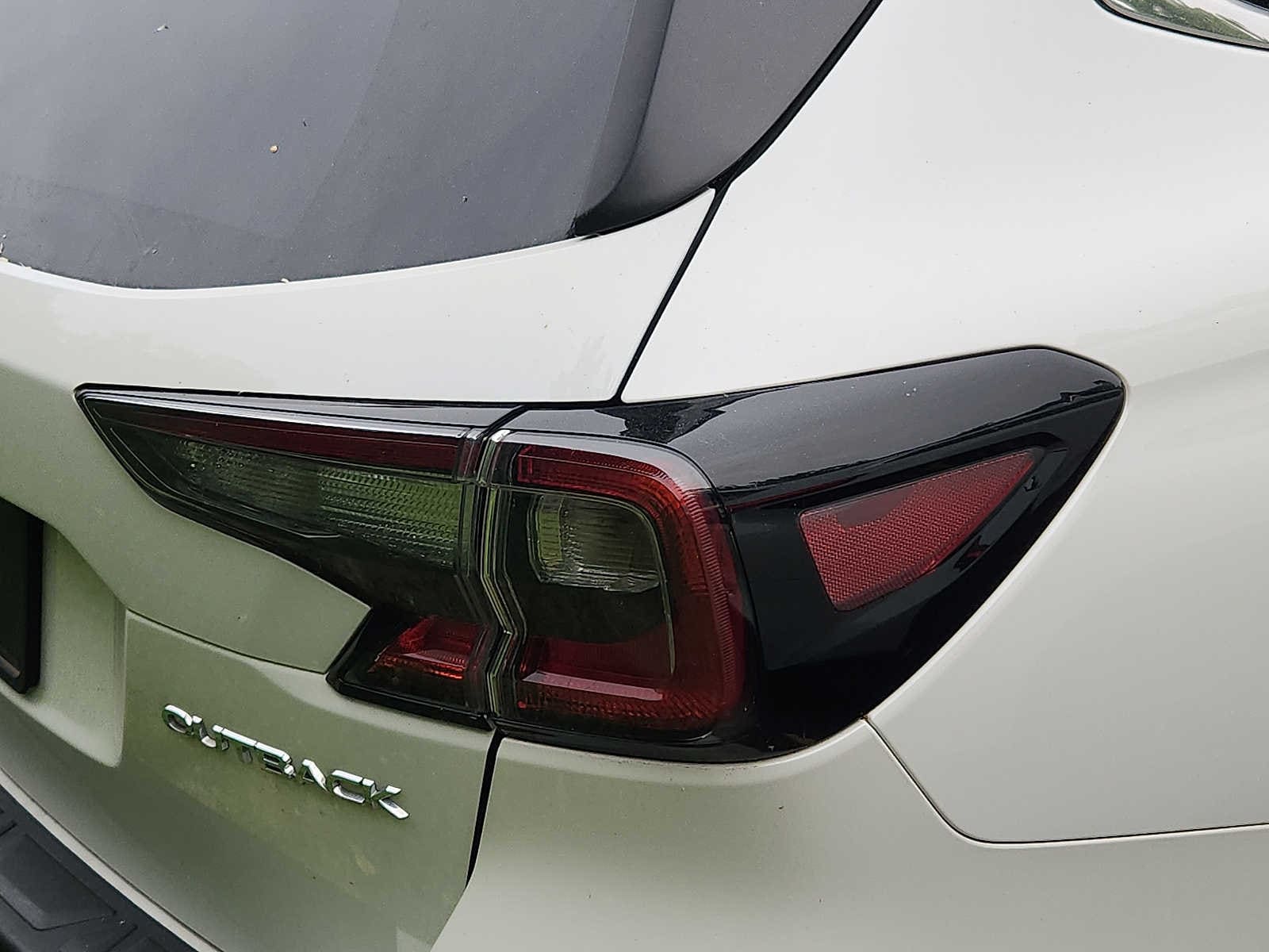 2025 Subaru Outback Limited - Photo 10