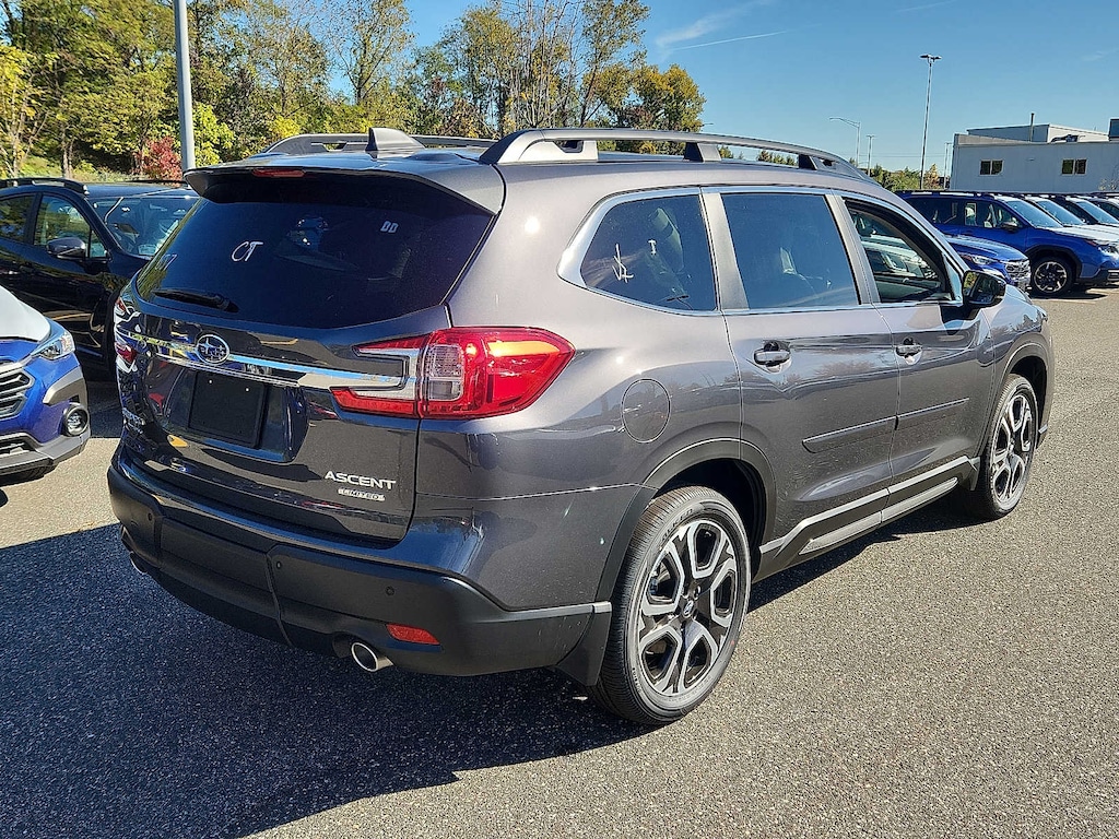 New 2025 Subaru Ascent Limited 7-Passenger SUV