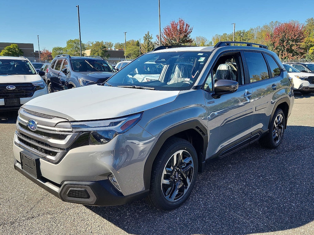 New 2025 Subaru Forester Hybrid Limited SUV