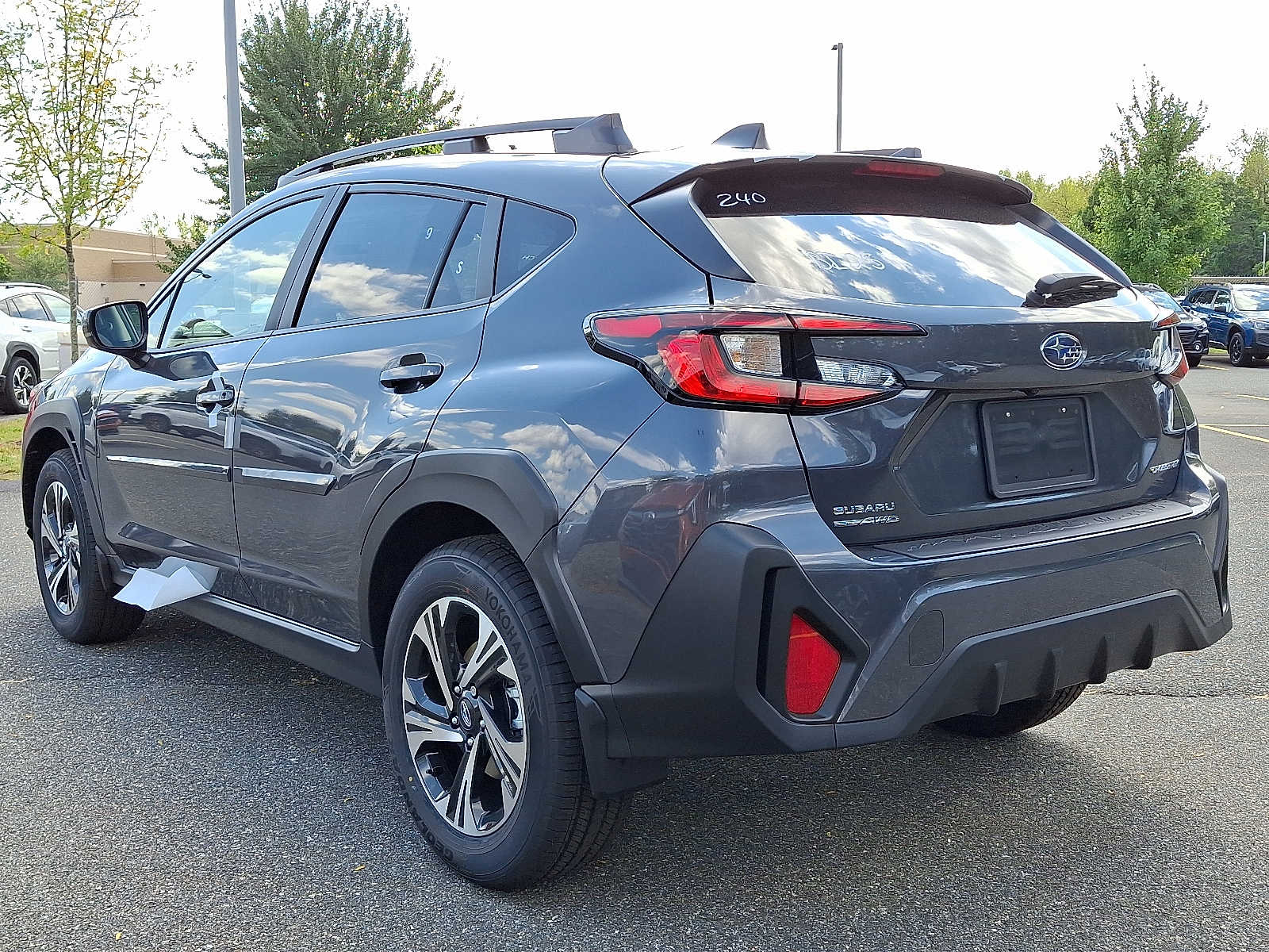 2025 Subaru Crosstrek Premium photo 2