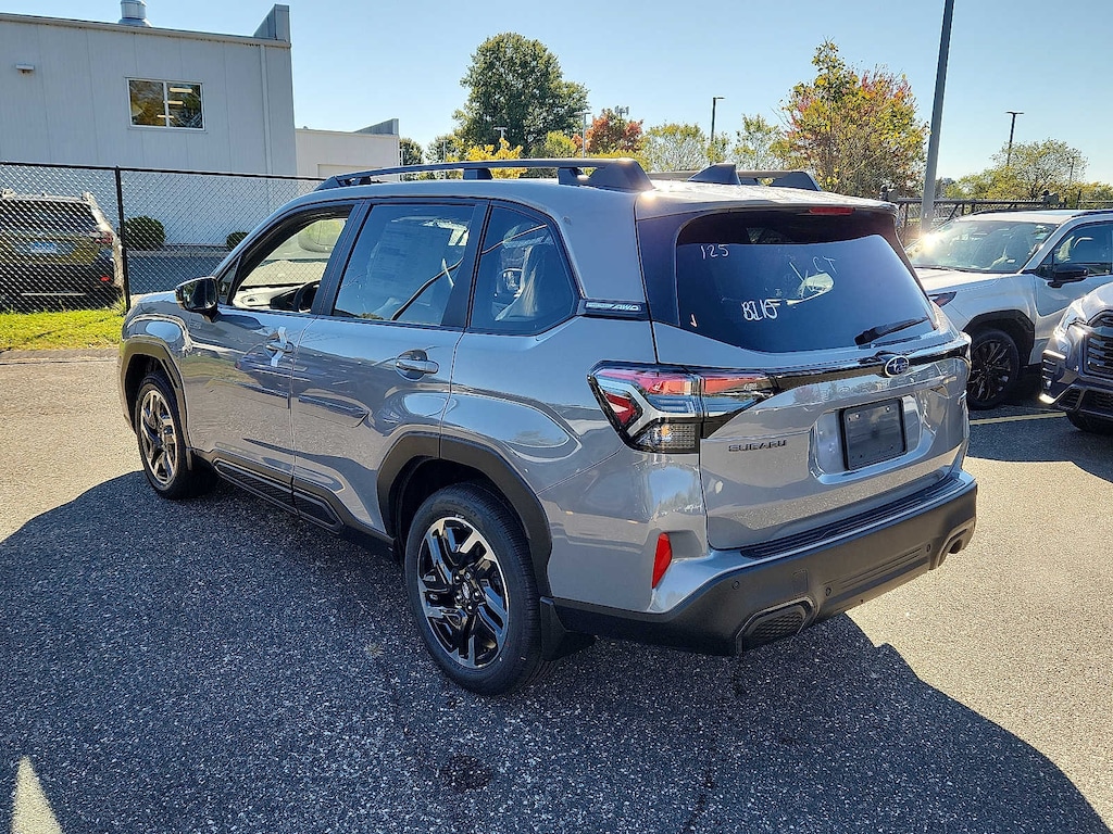 New 2025 Subaru Forester Hybrid Limited SUV