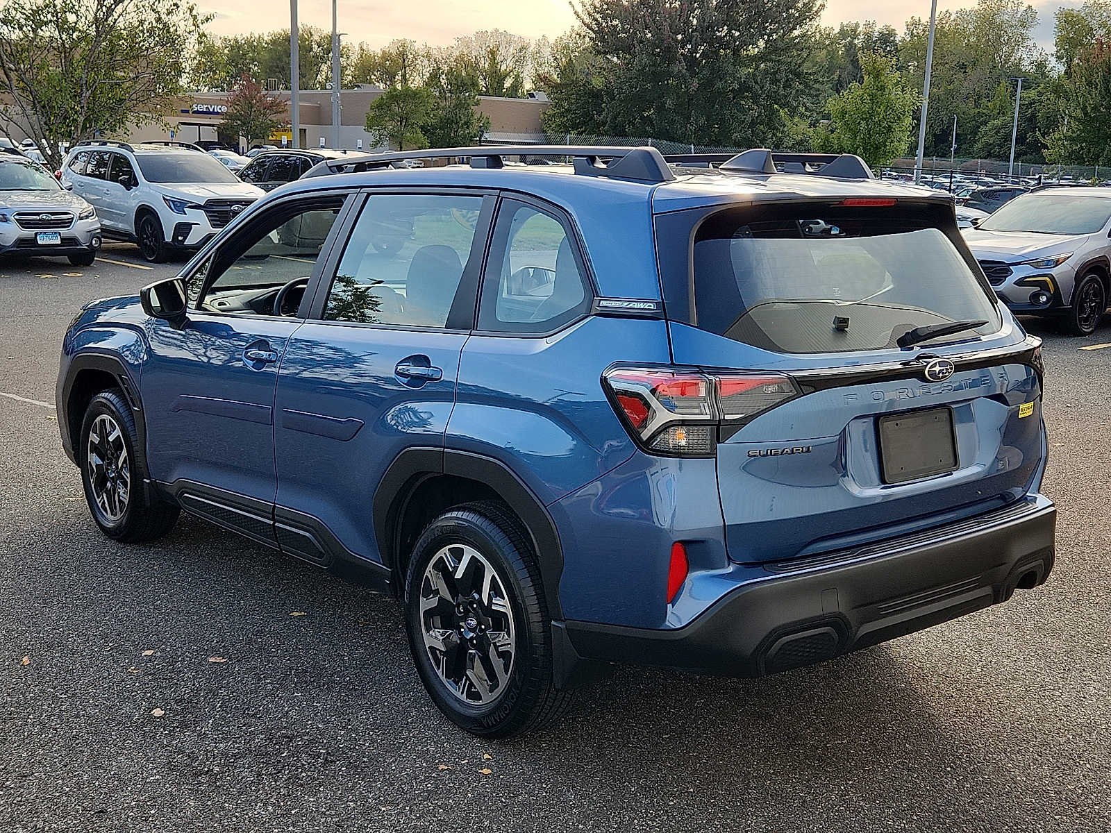 2025 Subaru Forester Base photo 2