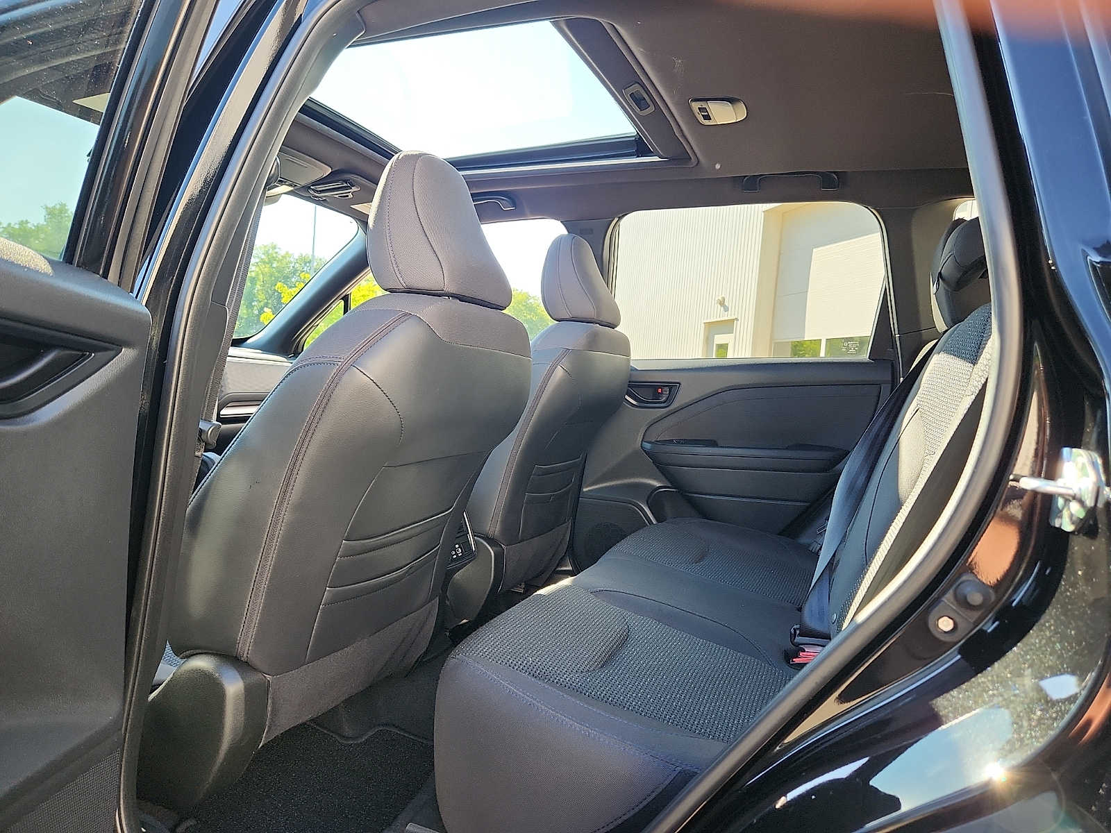 2025 Subaru Forester Premium - Photo 10