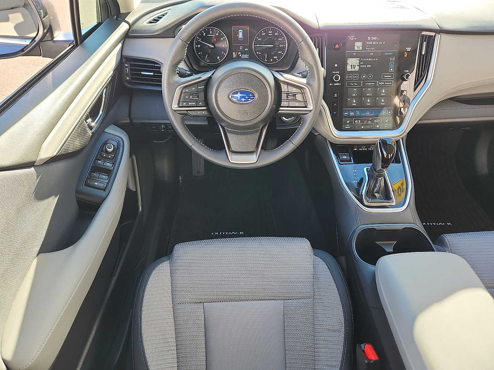 2025 Subaru Outback Premium - Photo 11