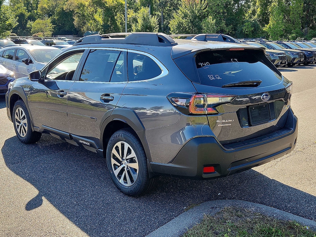 New 2025 Subaru Outback Premium SUV