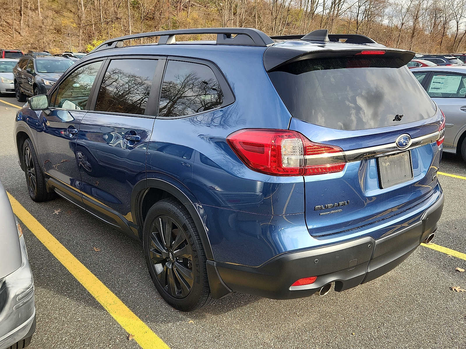 2022 Subaru Ascent Onyx Edition photo 3