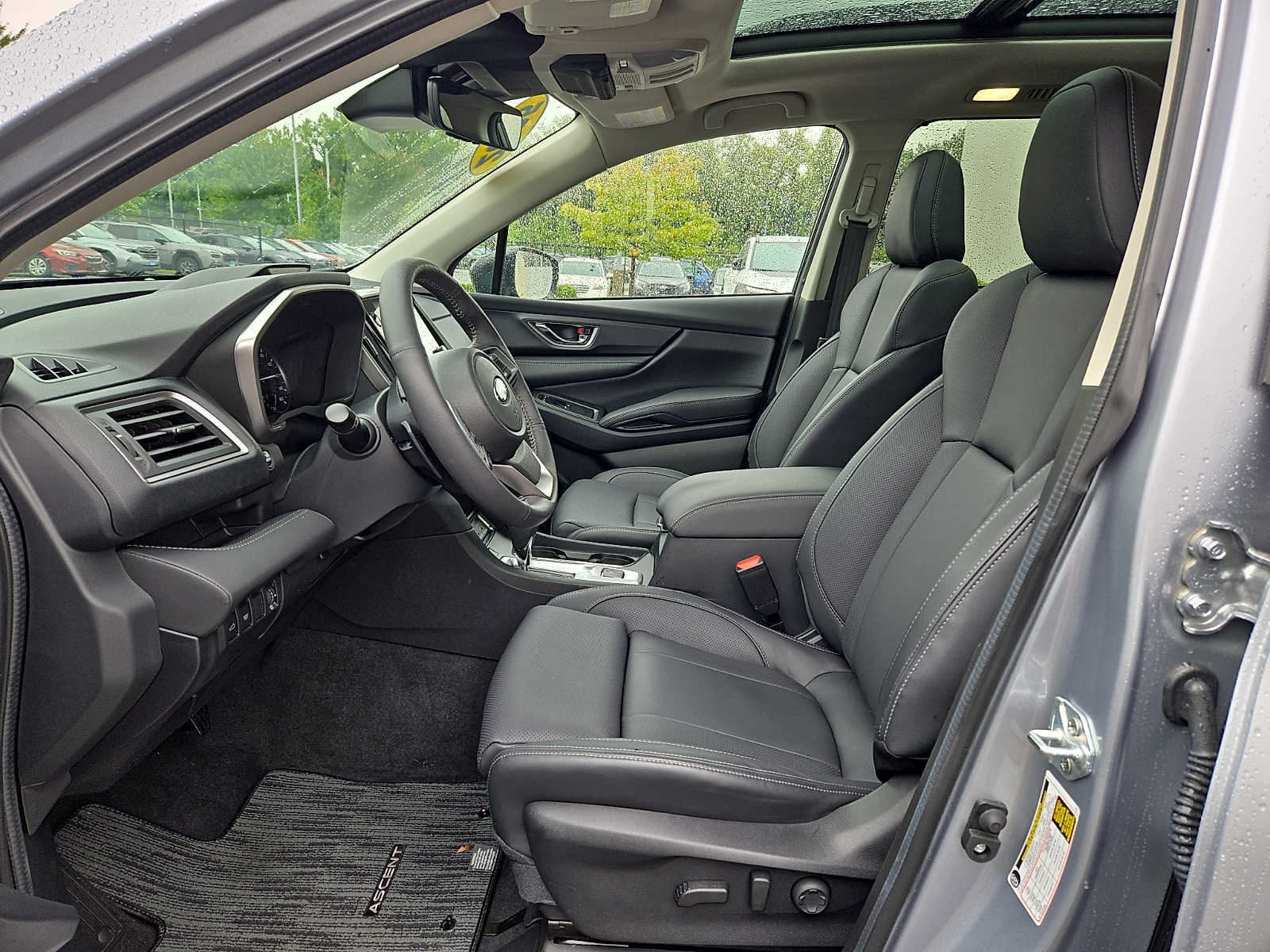 2025 Subaru Ascent Limited - Photo 13