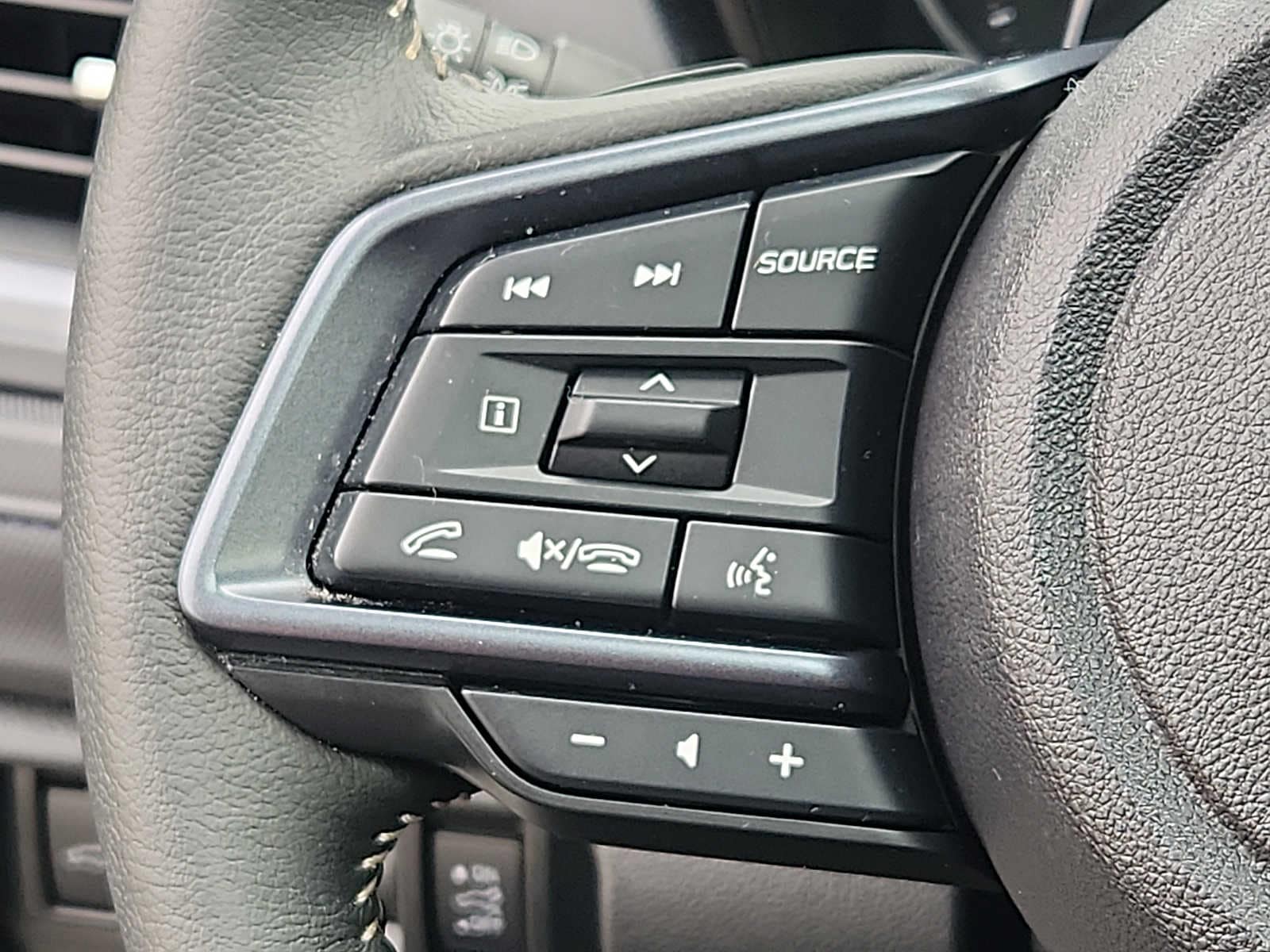 2025 Subaru Forester Limited - Photo 21