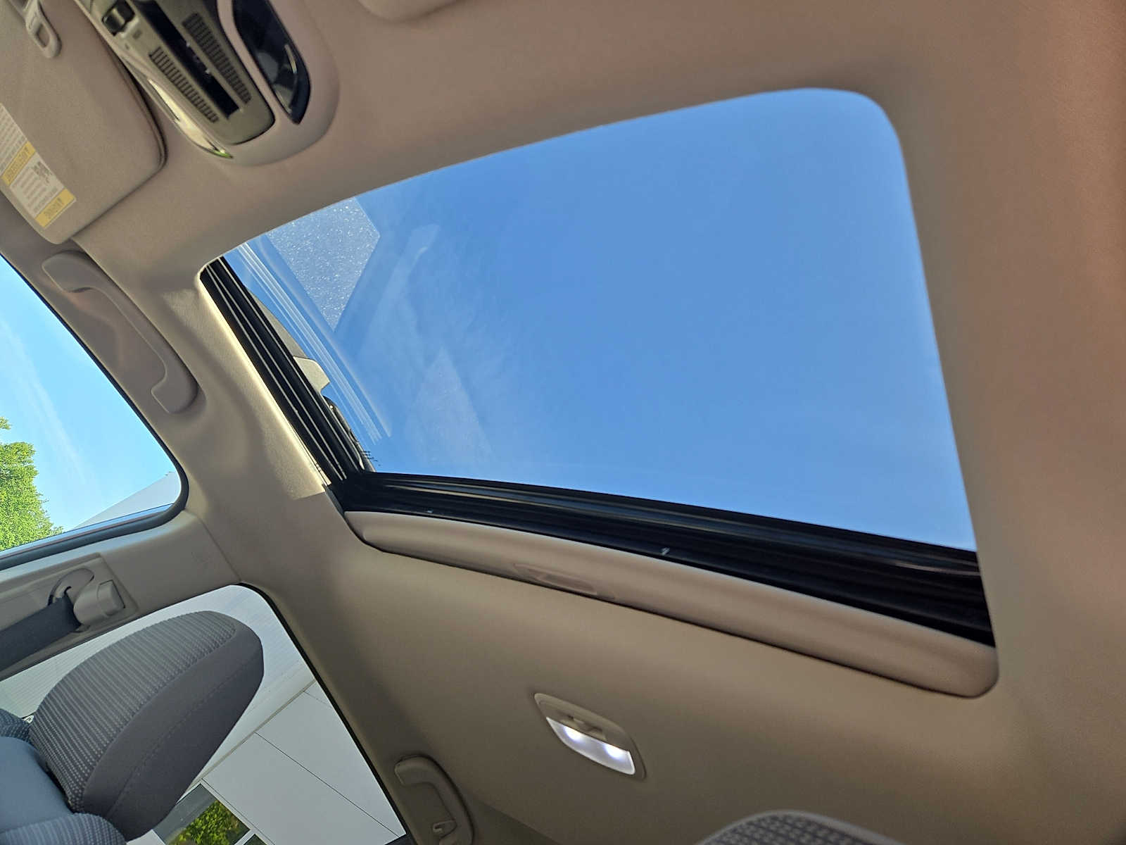 2025 Subaru Outback Premium - Photo 14