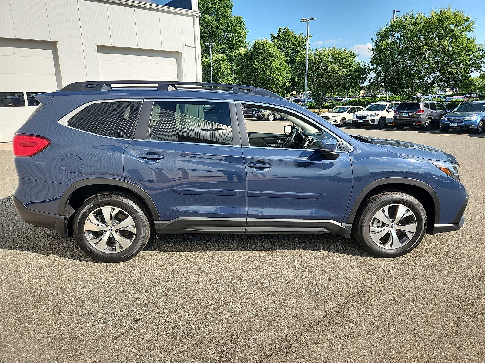 2025 Subaru Ascent Premium - Photo 7