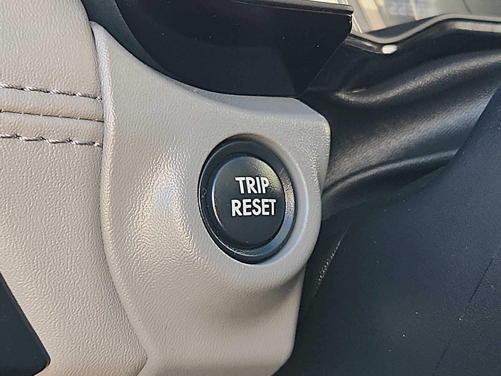 2025 Subaru Outback Premium - Photo 25