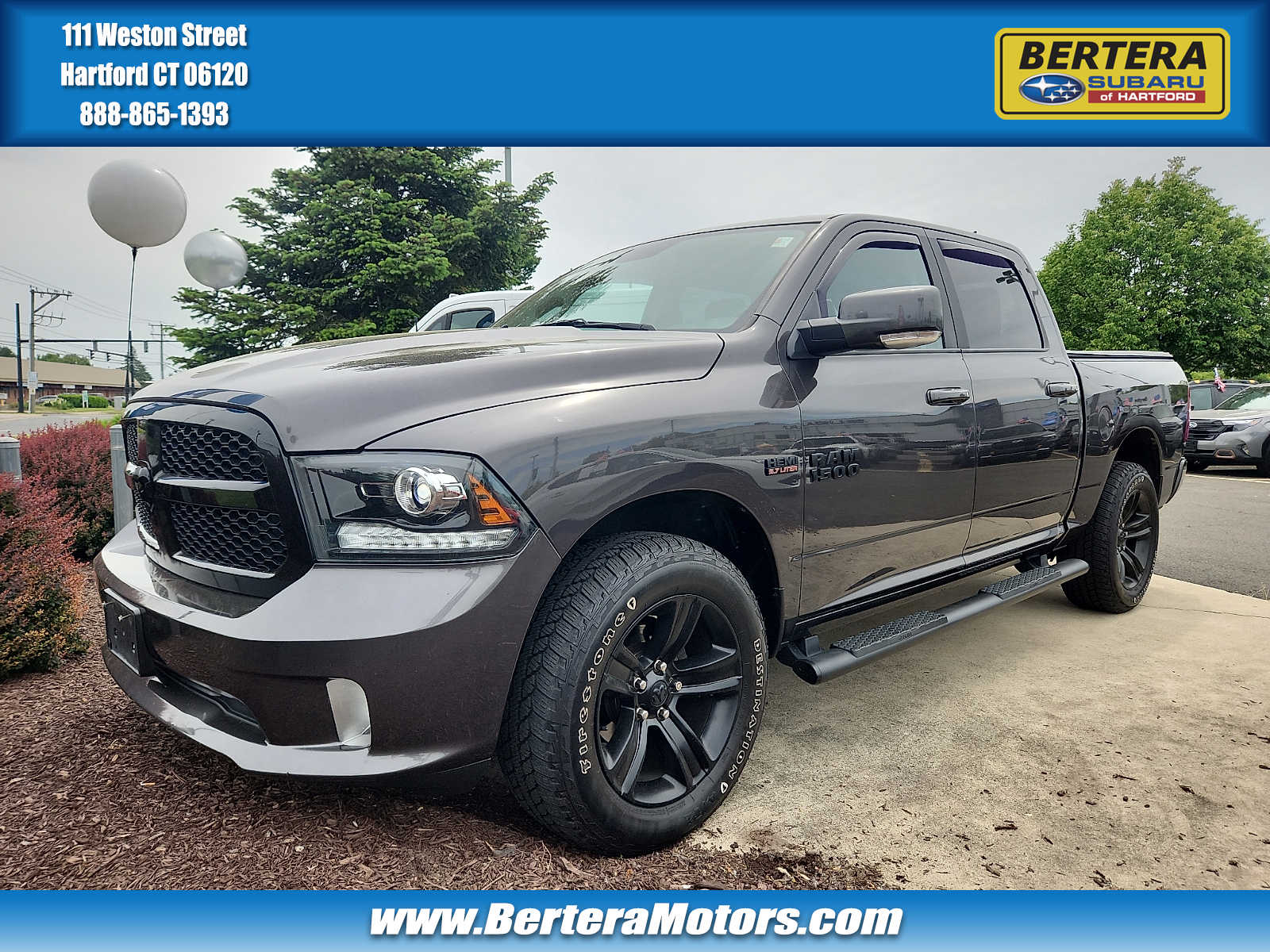2018 RAM 1500 Night 4x4 Crew Cab 5'7's photo