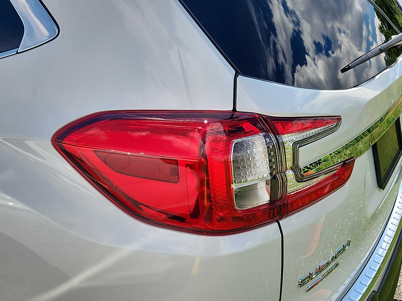2025 Subaru Ascent Premium - Photo 10