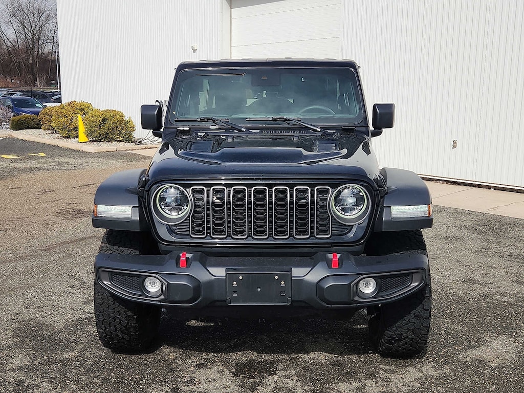Used 2025 Jeep Wrangler Rubicon 4x4