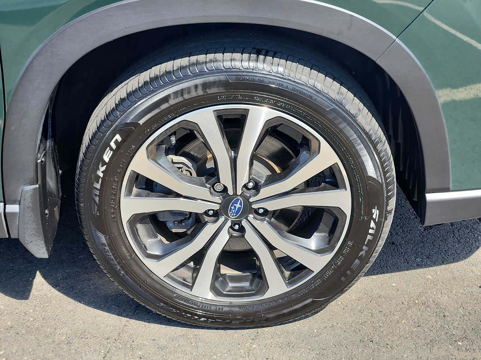2023 Subaru Forester Limited - Photo 8