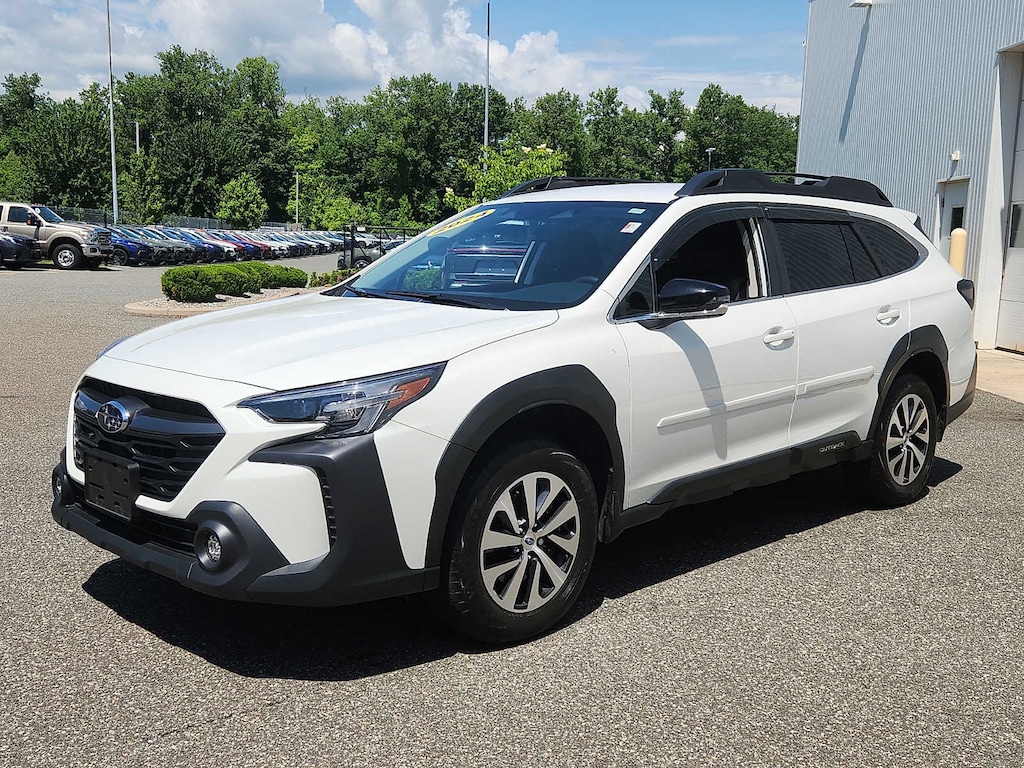 Used 2024 Subaru Outback Premium AWD