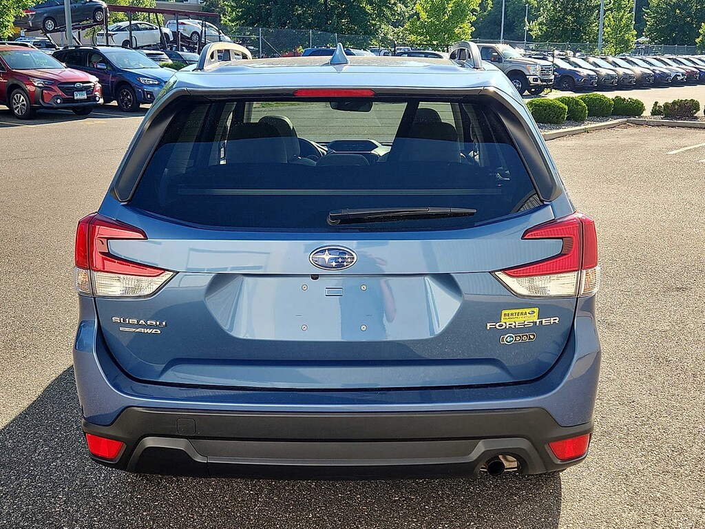 Used 2022 Subaru Forester Premium CVT
