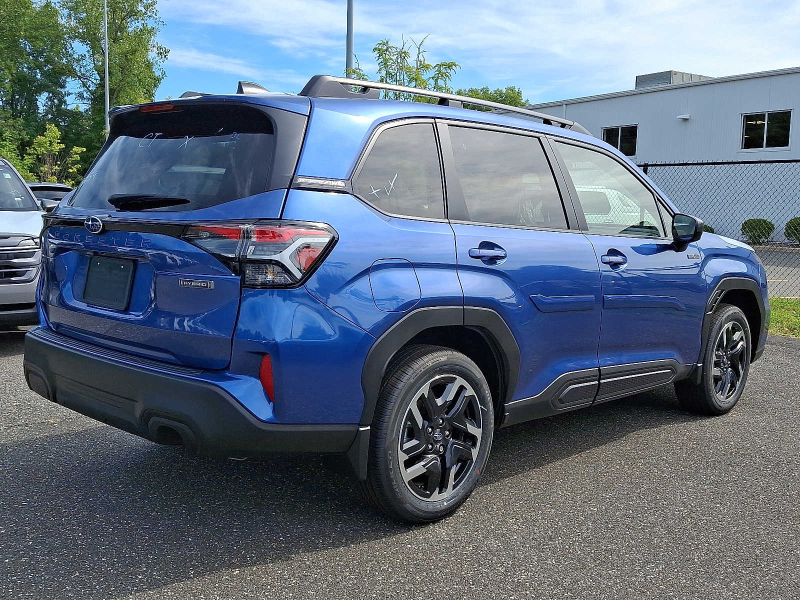 2025 Subaru Forester Premium photo 3
