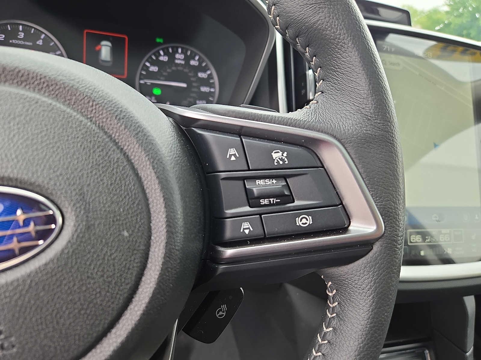 2025 Subaru Ascent Limited - Photo 23