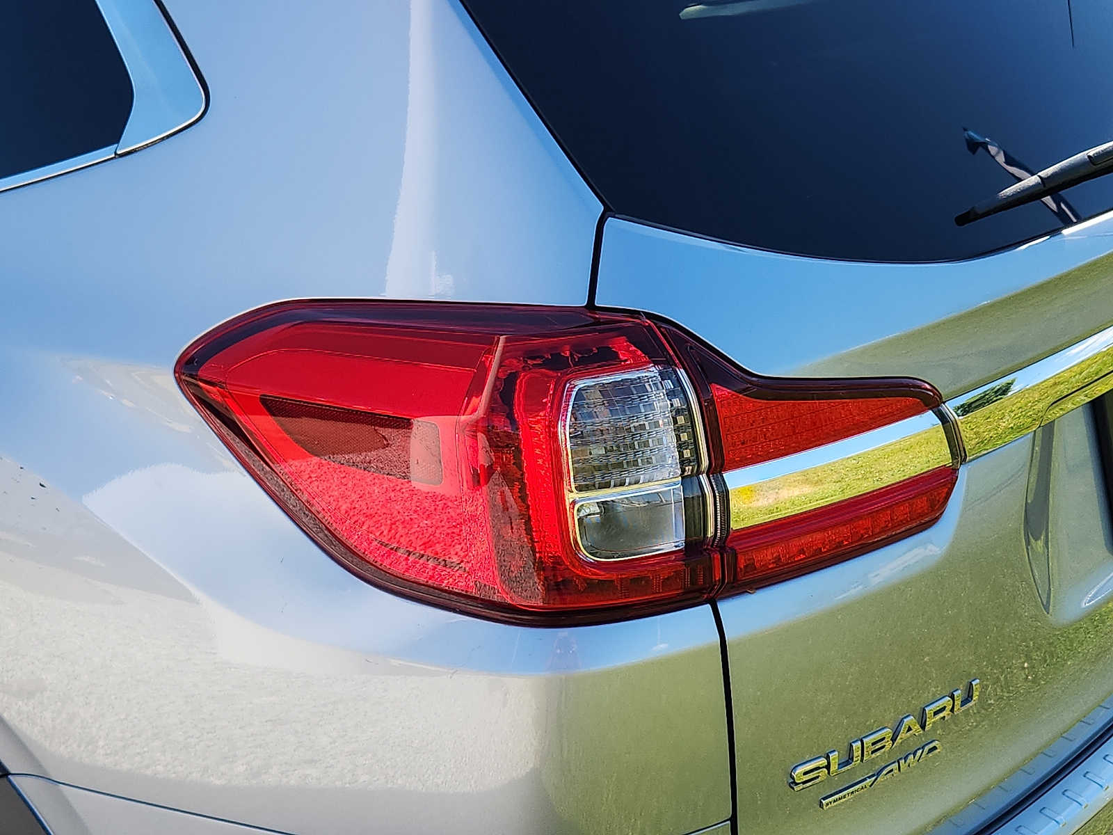2022 Subaru Ascent Limited - Photo 10