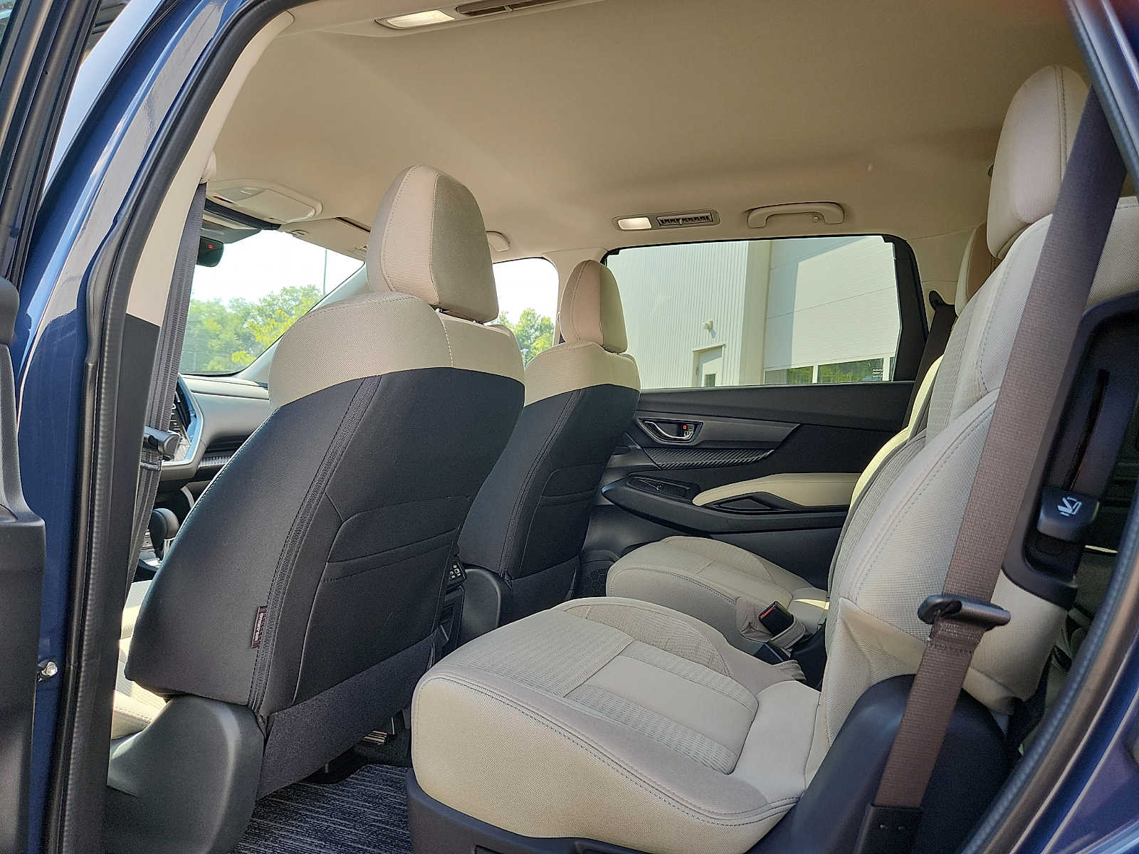 2025 Subaru Ascent Premium - Photo 10