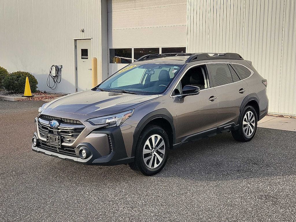 Used 2023 Subaru Outback Premium CVT