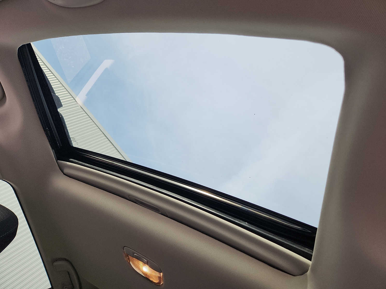 2022 Subaru Outback Premium - Photo 14