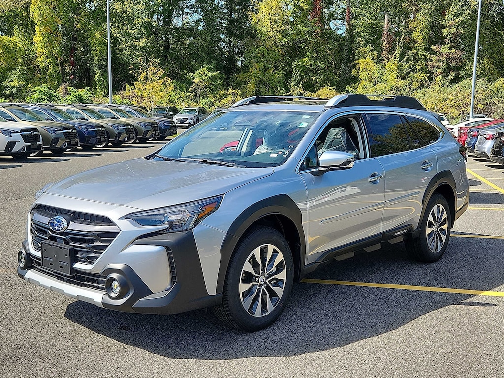 New 2025 Subaru Outback Touring SUV