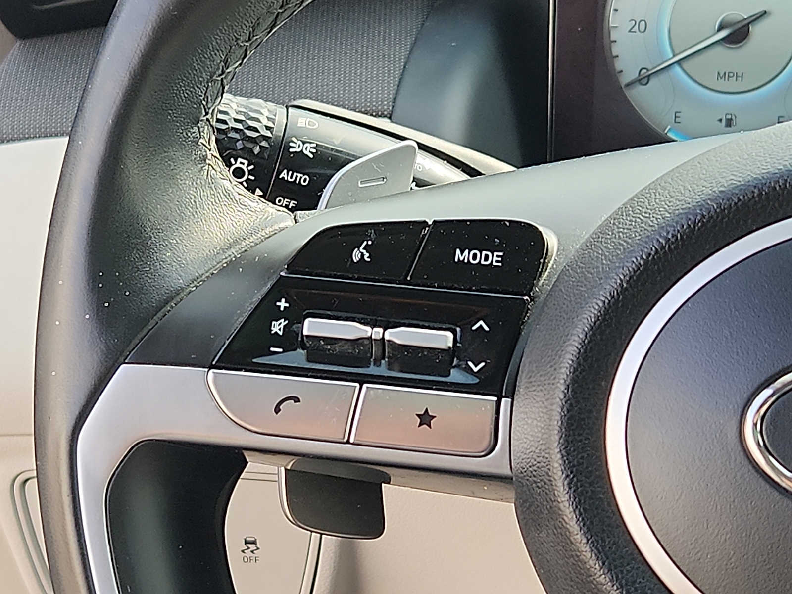 2022 Hyundai Tucson Limited - Photo 21