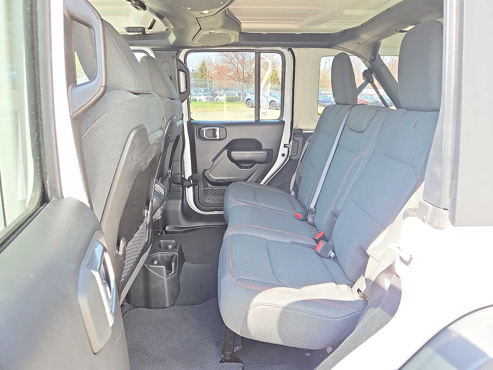 2025 Jeep Wrangler 4-Door Rubicon - Photo 11