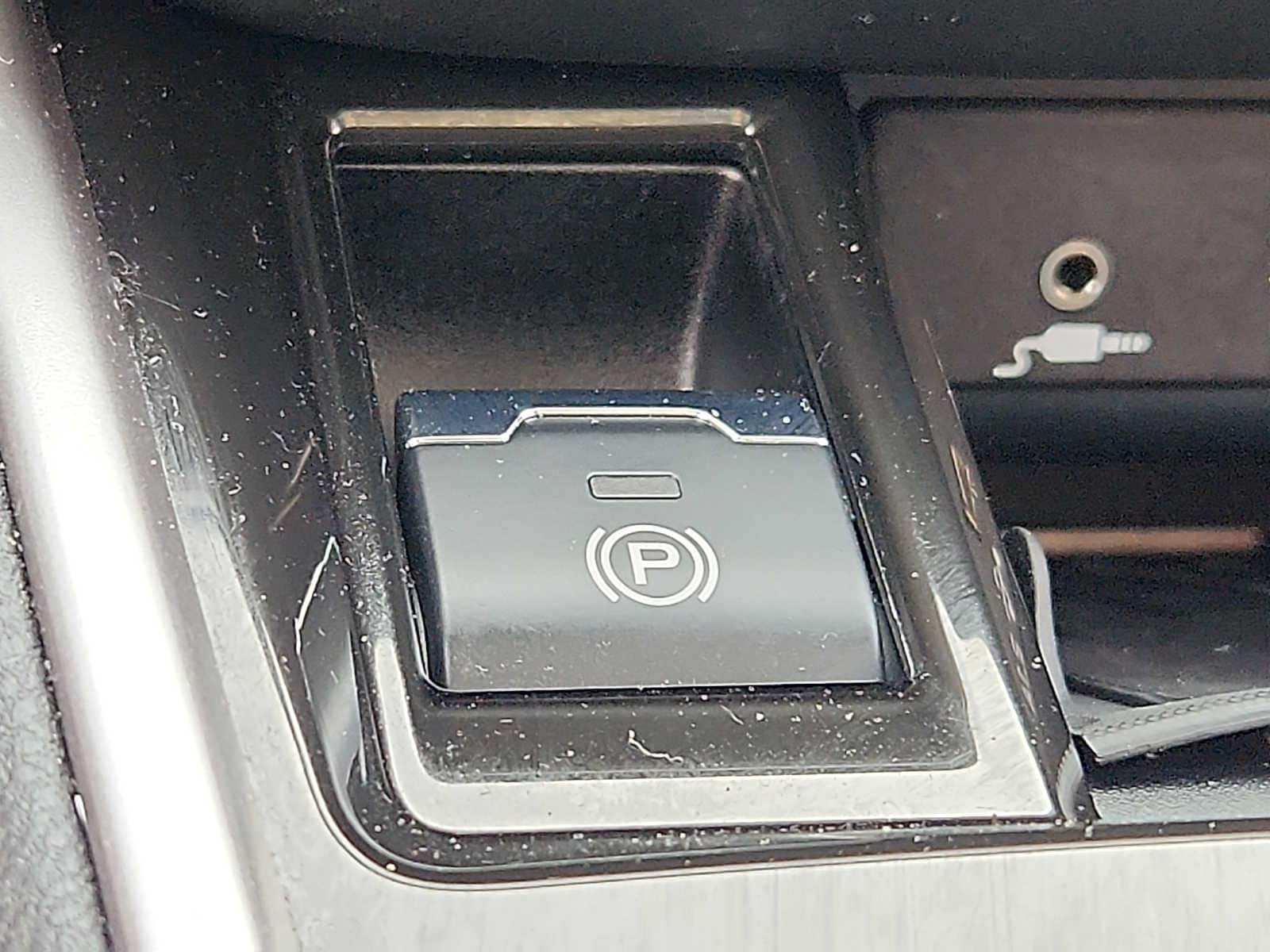2022 Subaru Outback Premium - Photo 25