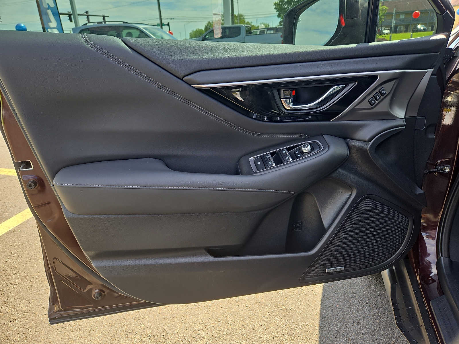 2024 Subaru Outback Limited - Photo 12