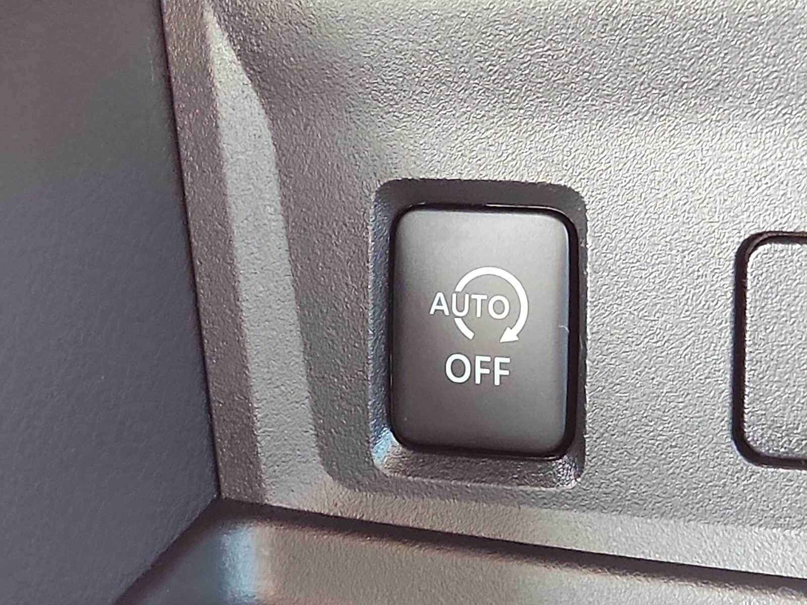2024 Nissan Sentra SR - Photo 25