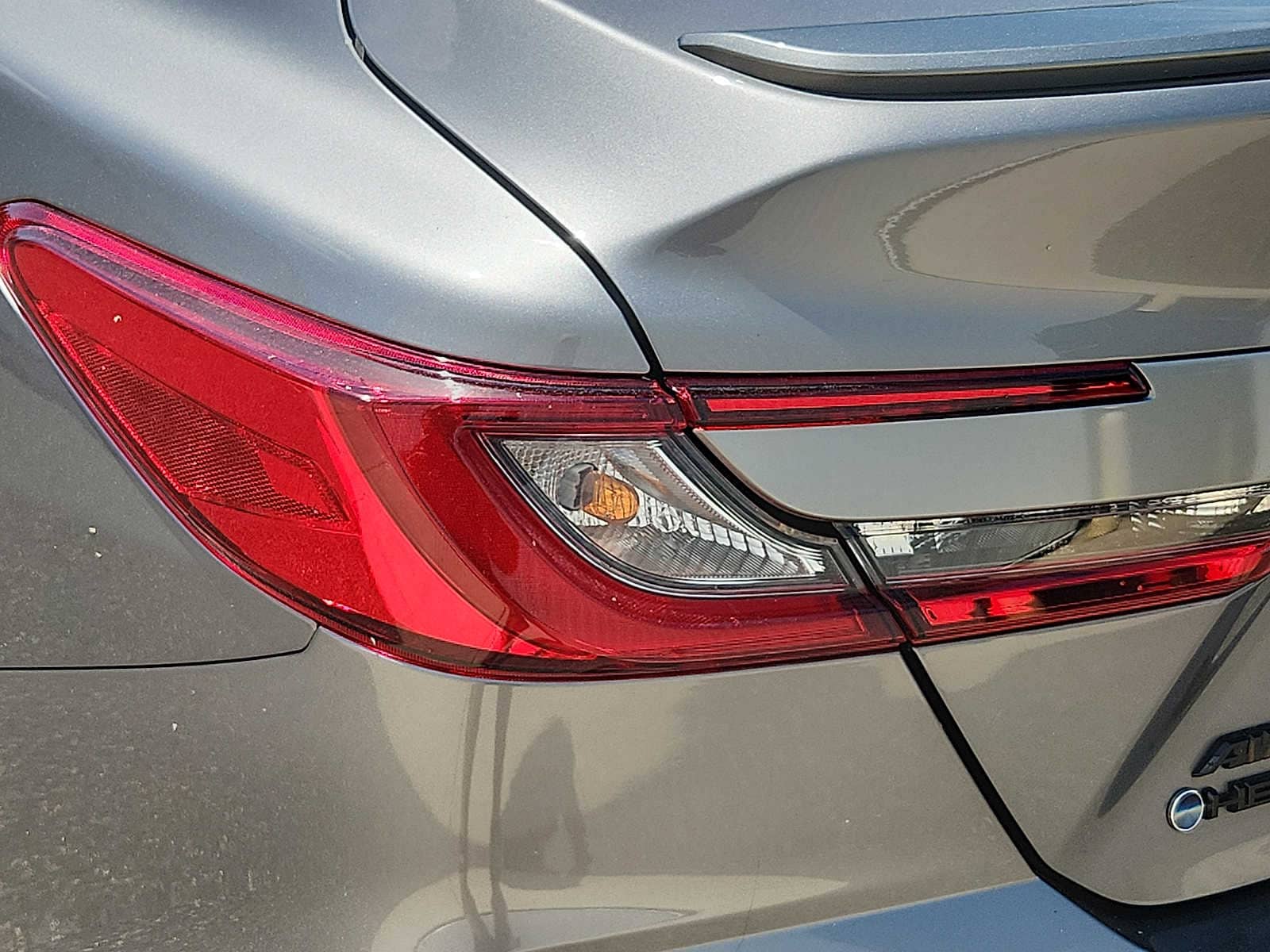 2025 Toyota Camry SE - Photo 10