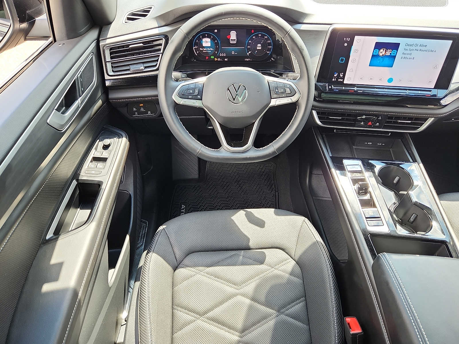 2024 Volkswagen Atlas Cross Sport SE w/Tech - Photo 12