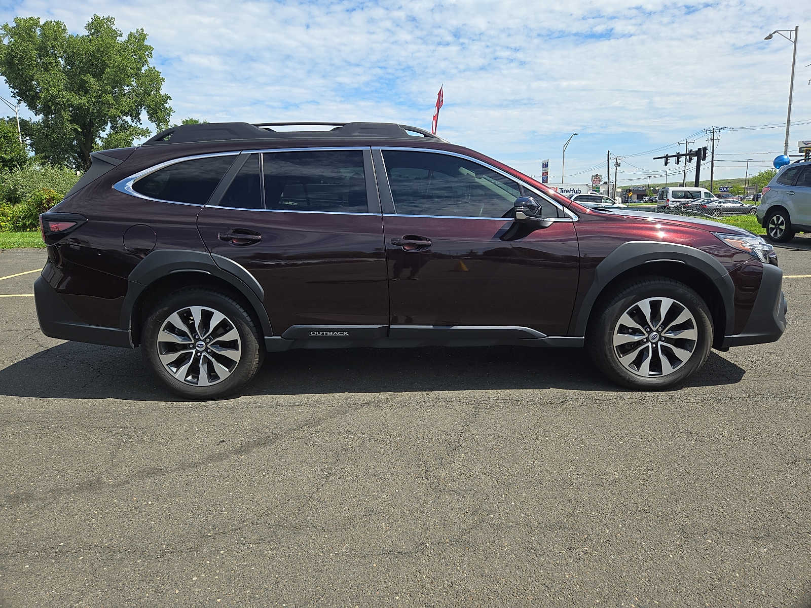 2024 Subaru Outback Limited - Photo 7