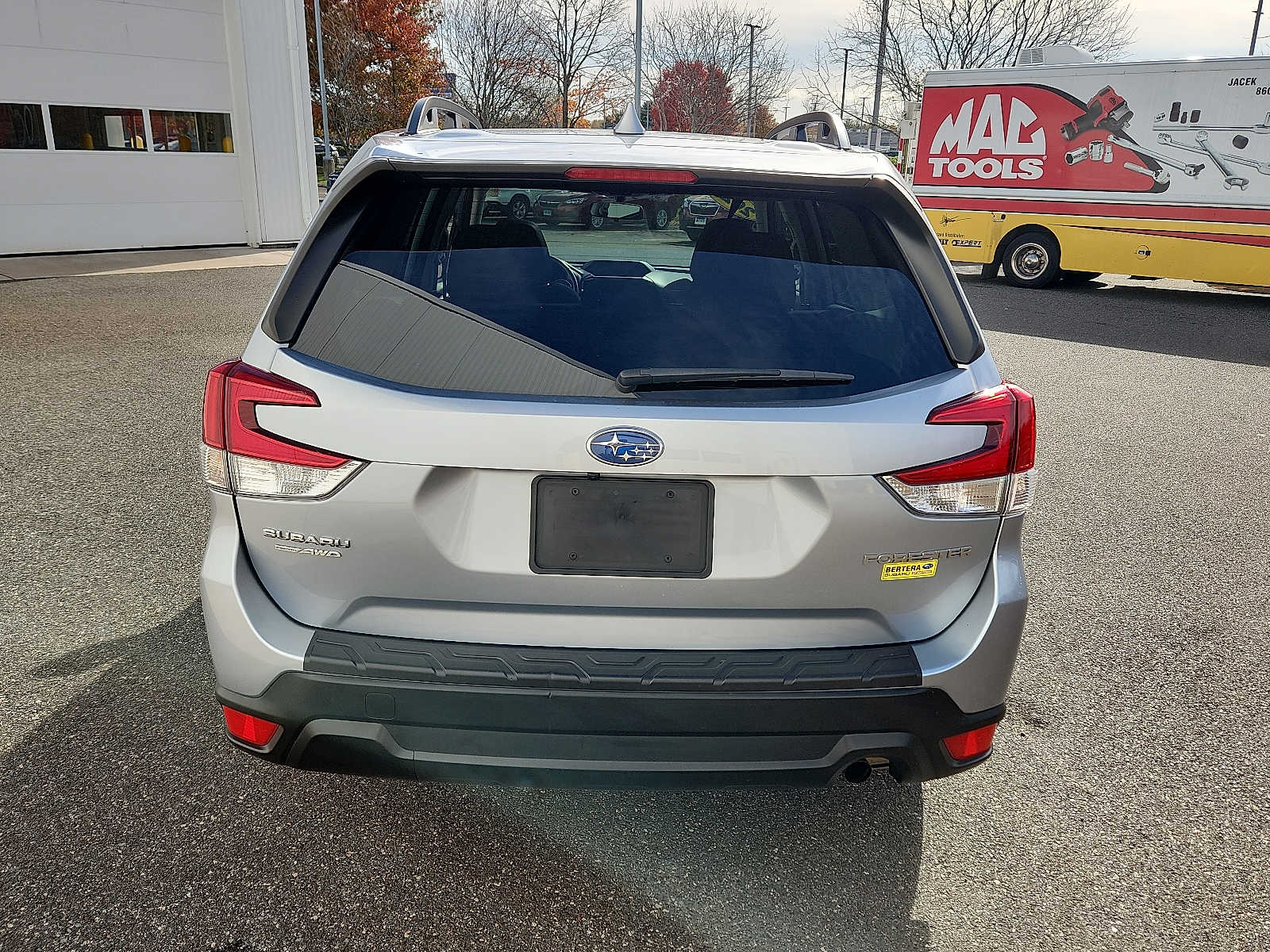 2022 Subaru Forester Premium photo 4