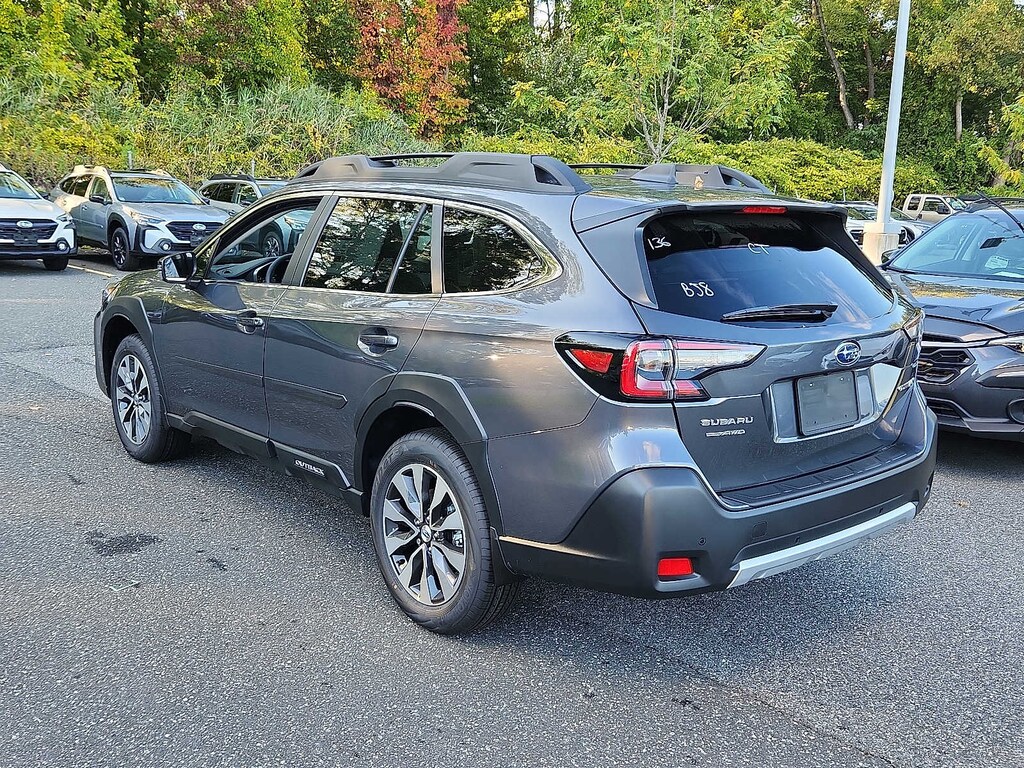 New 2025 Subaru Outback Limited SUV