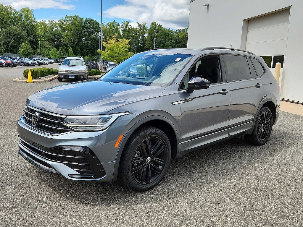 Used 2022 Volkswagen Tiguan SE R-Line Black 2.0T 4MOTION