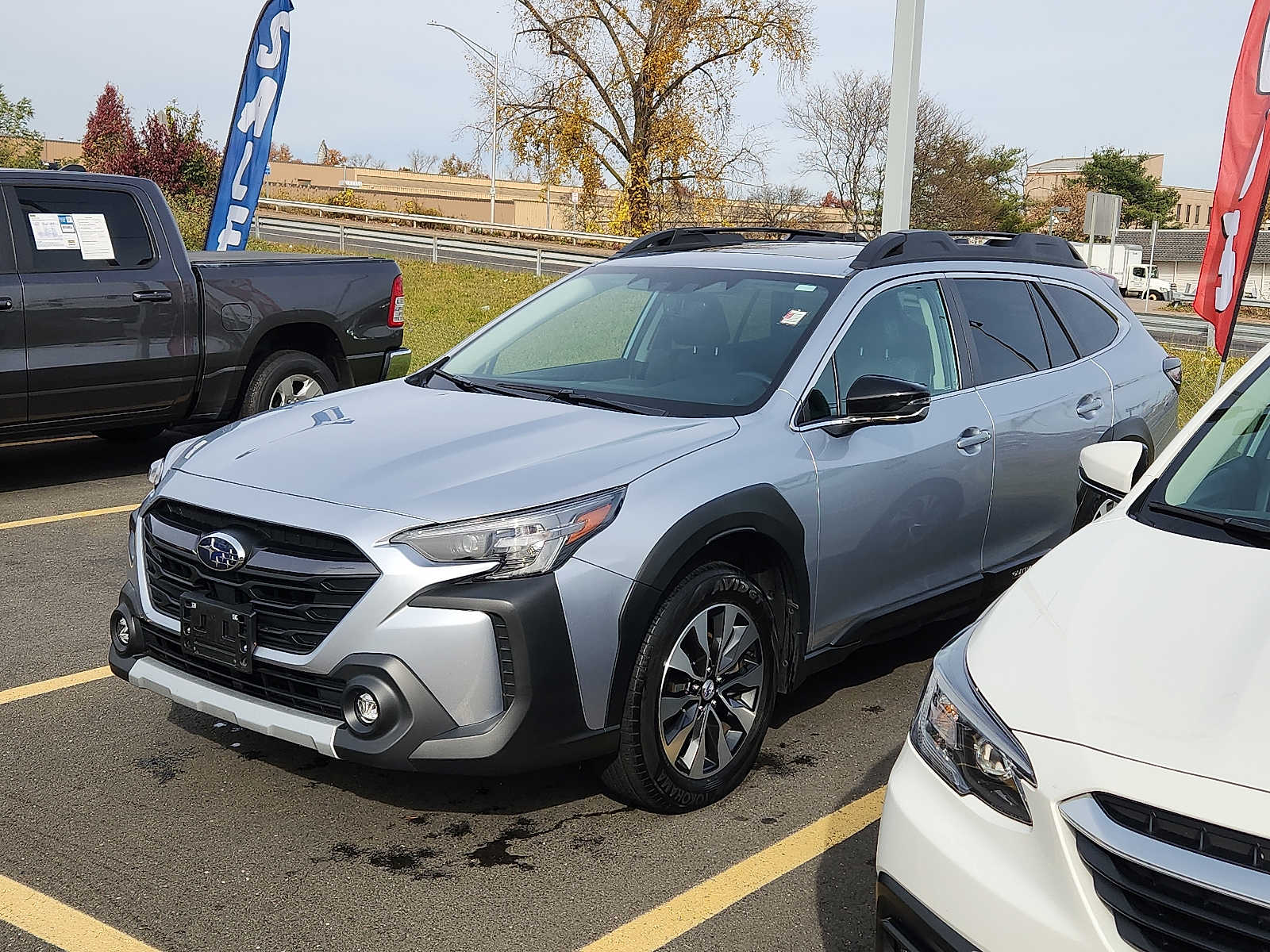 2023 Subaru Outback Limited photo 2