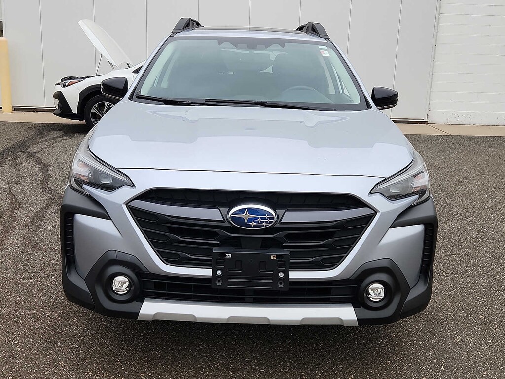 Used 2023 Subaru Outback Limited CVT