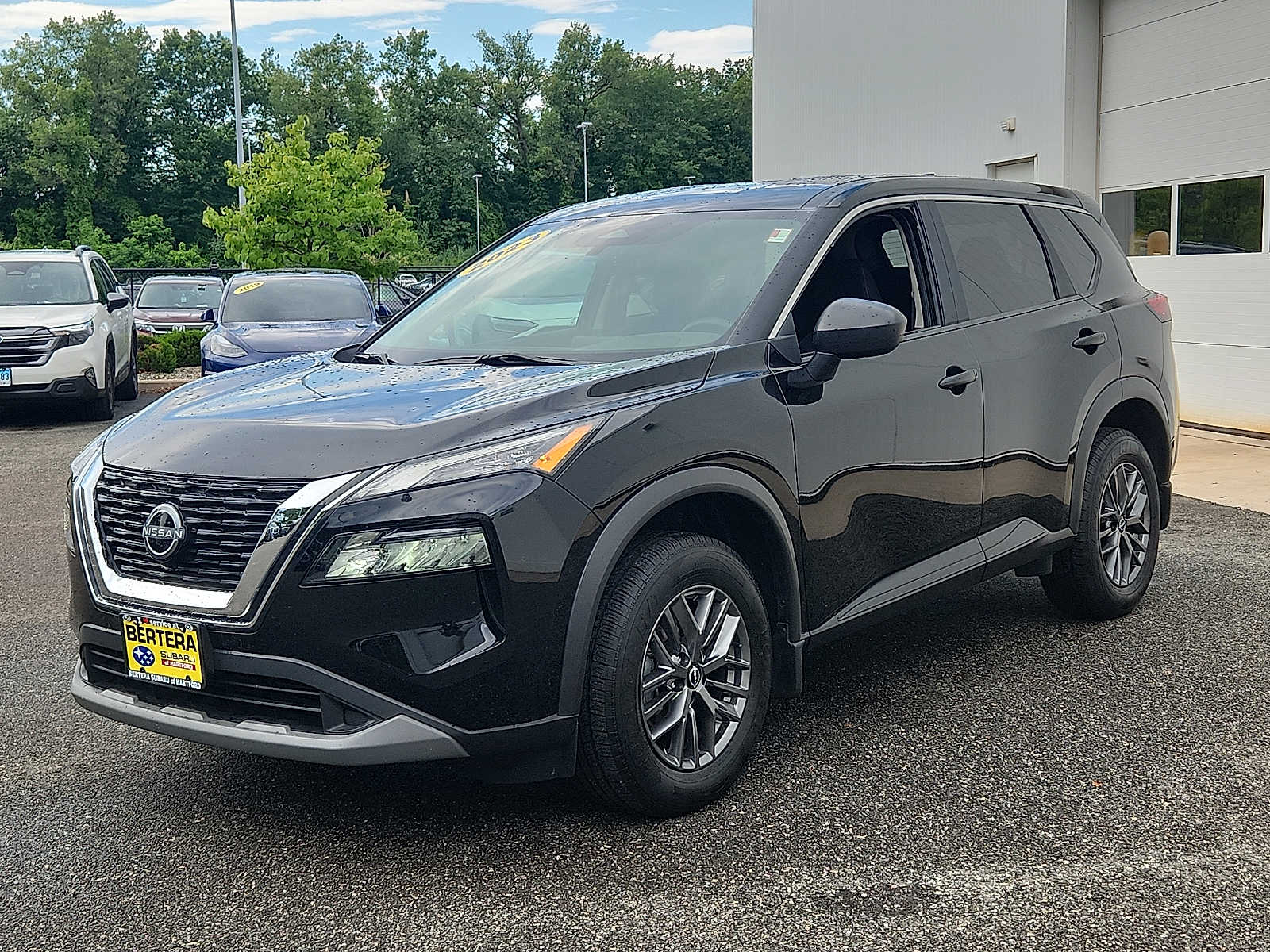 2023 Nissan Rogue S photo 2