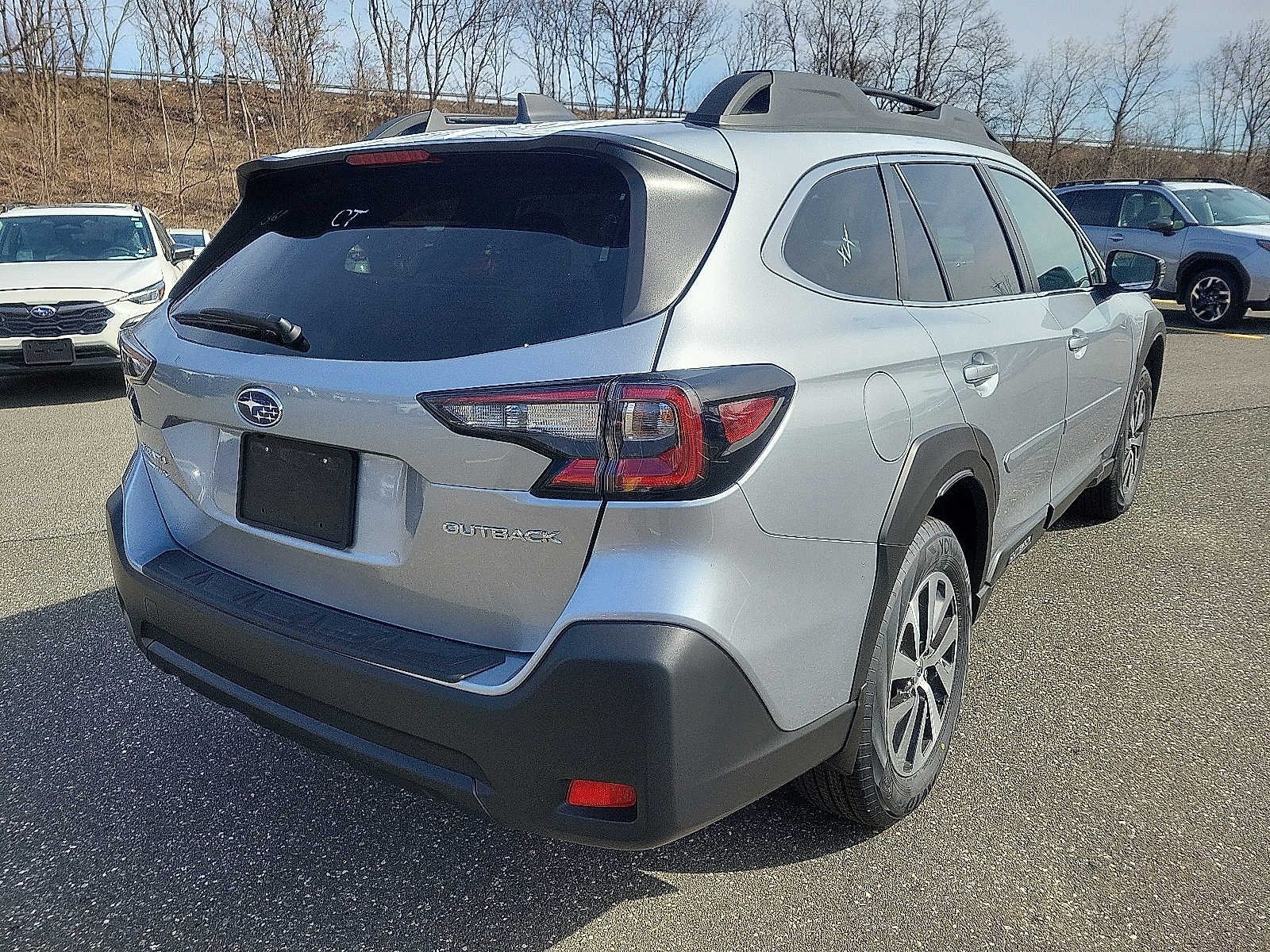 2025 Subaru Outback Premium photo 4