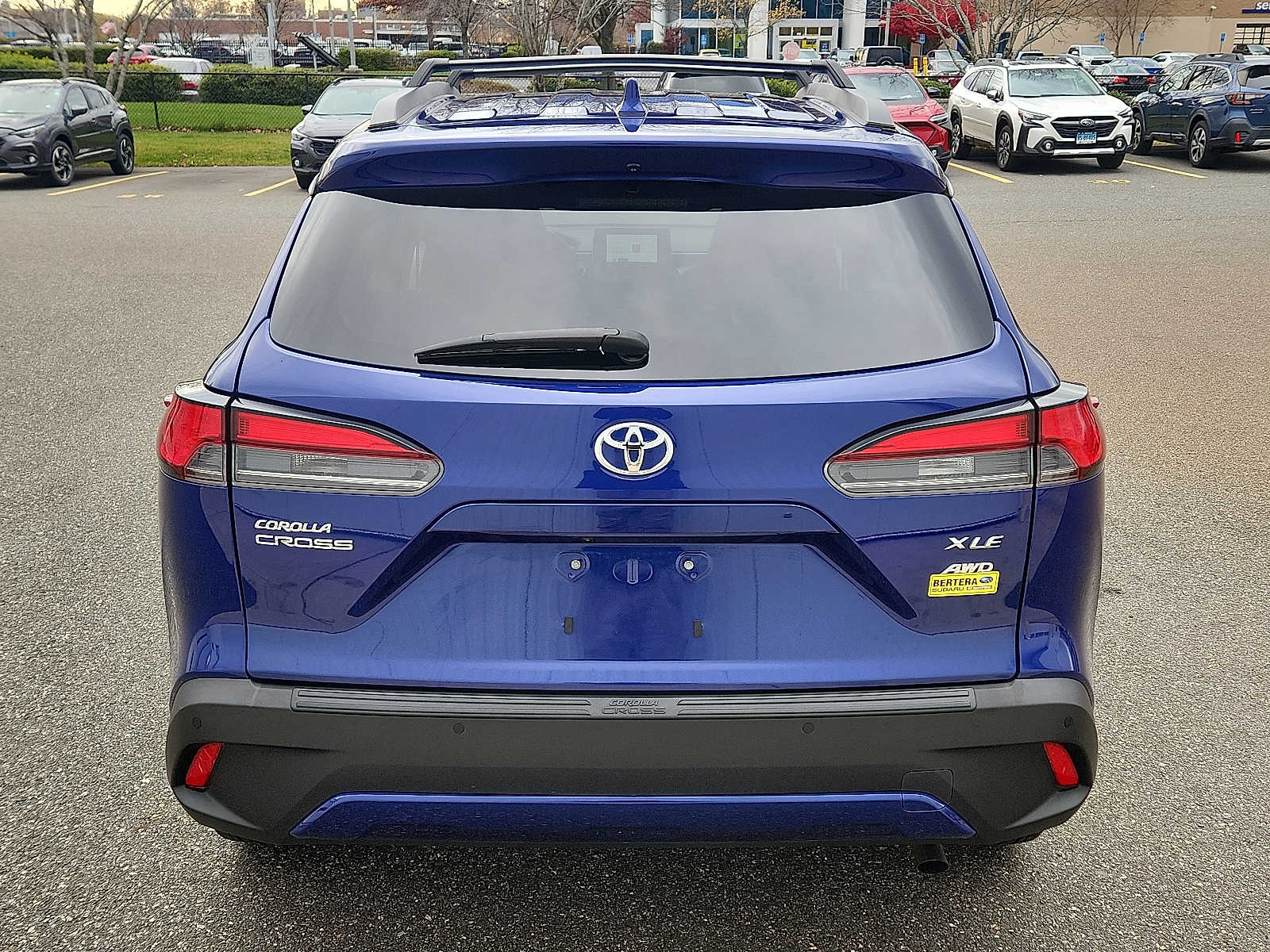 2024 Toyota Corolla Cross XLE photo 3