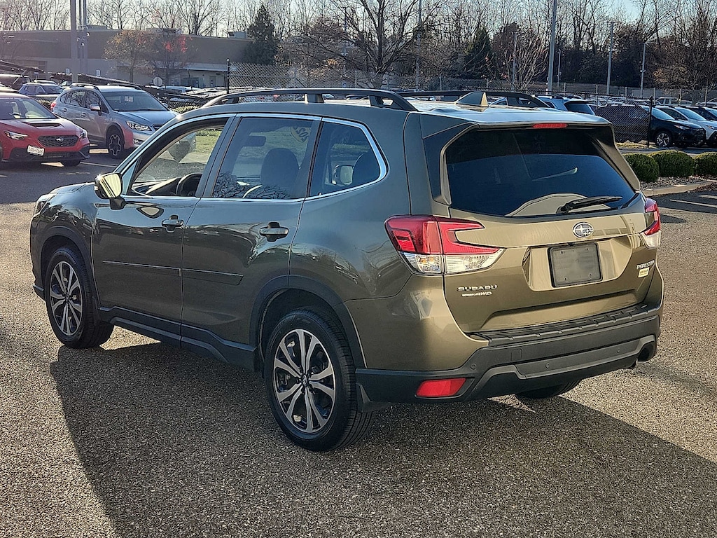 Used 2022 Subaru Forester Limited CVT